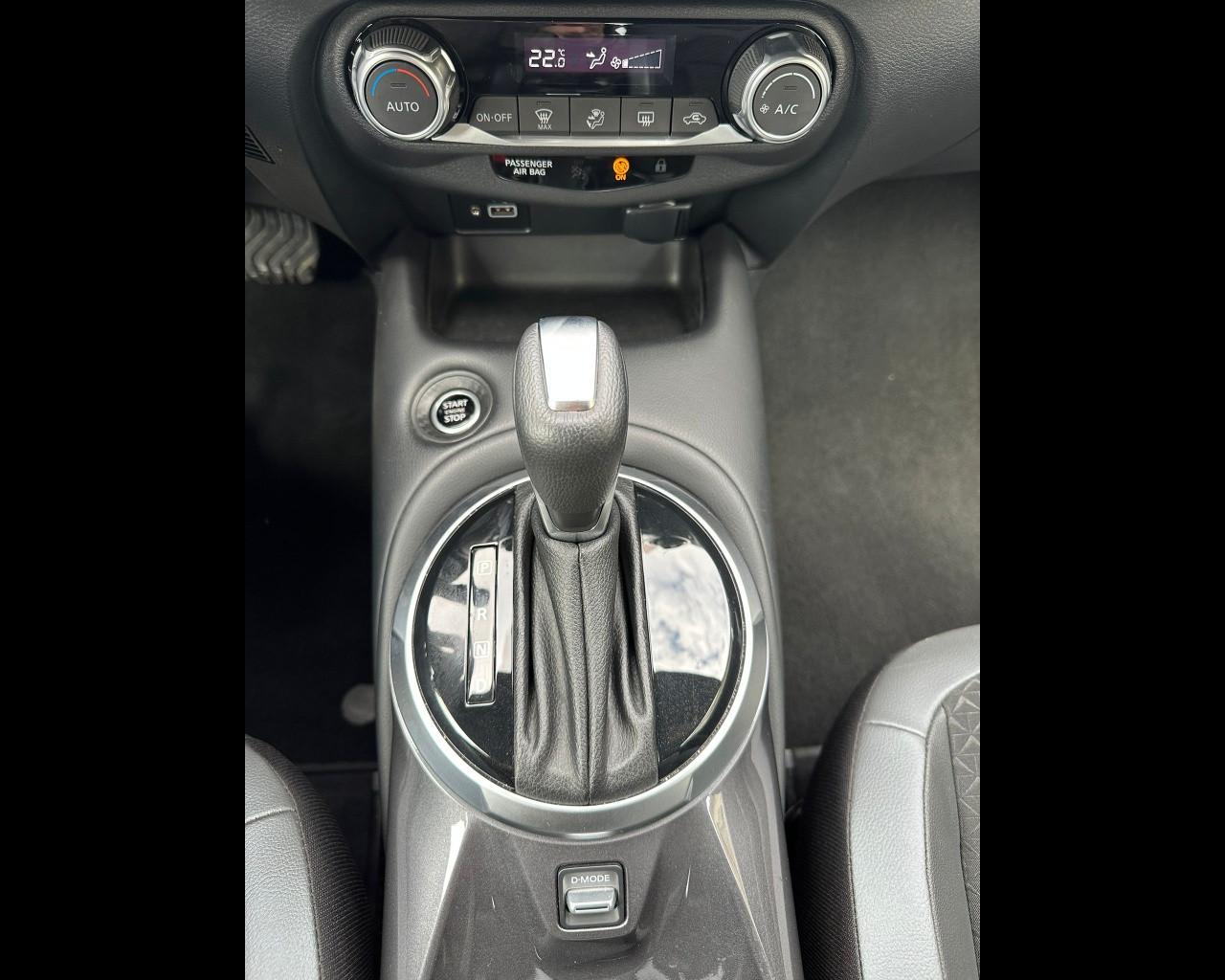 NISSAN JUKE N-CONNECTA DCT