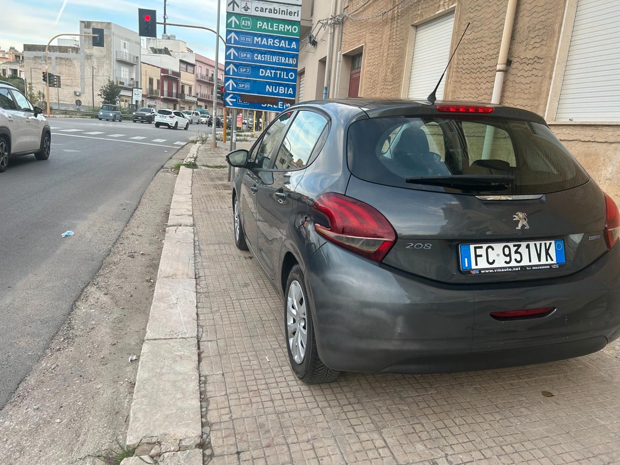 Peugeot 208 BlueHDi 75 S&S 5 porte Active