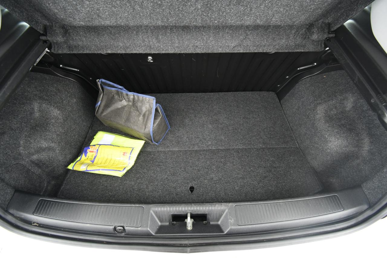 FIAT Punto 5p 1.4 natural power Easy 70cv NEOPATENTATI+C15"