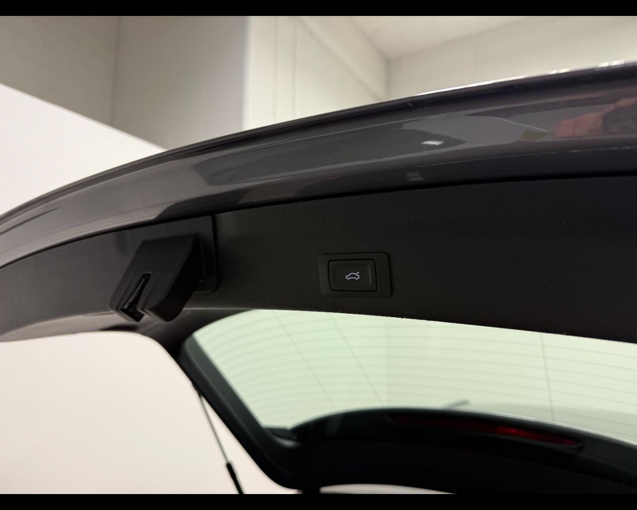 AUDI A6 AVANT 40 TDI MHEV S-TRONIC BUSINESS SPORT