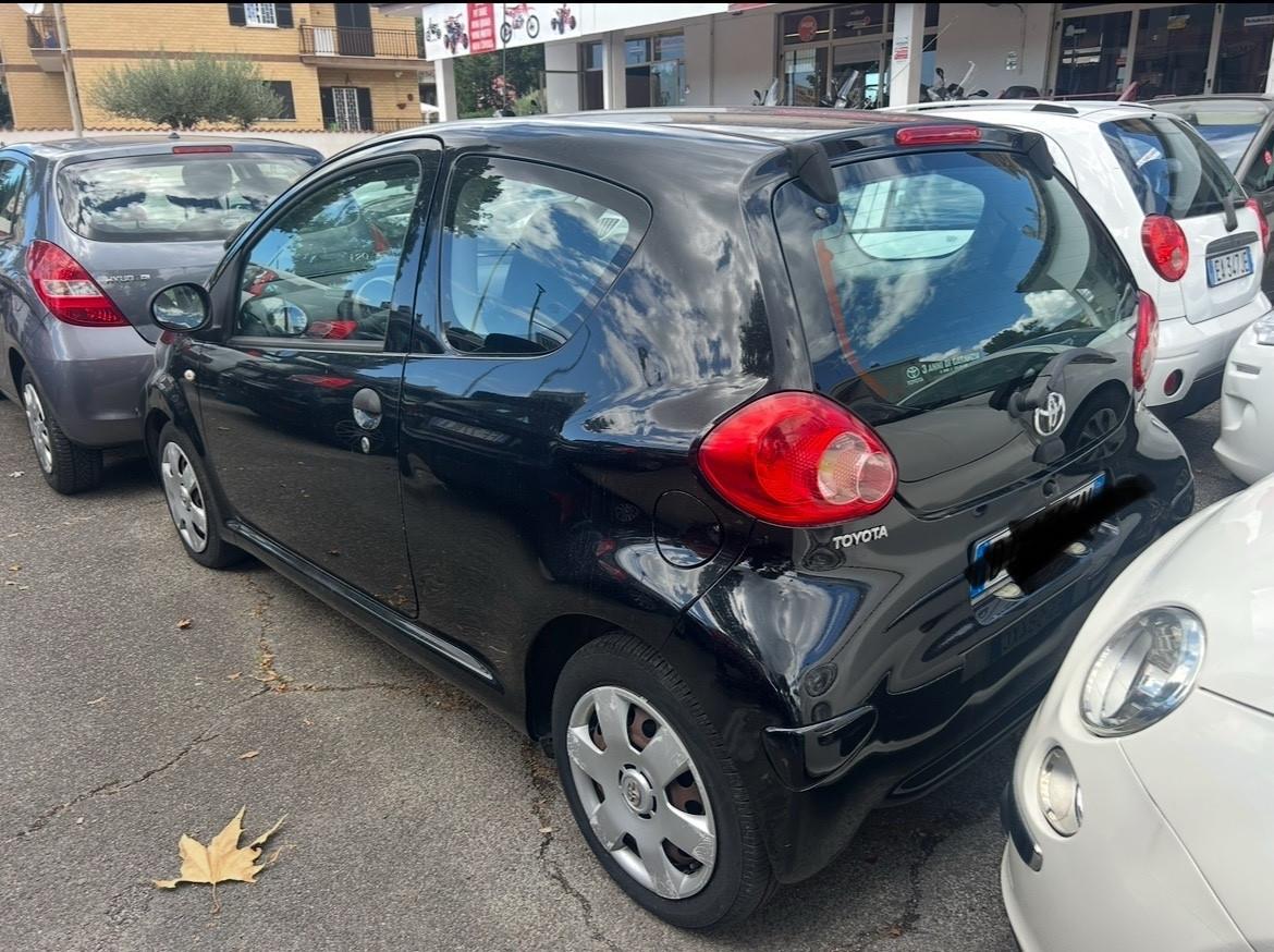 Toyota Aygo 1.0 12V VVT-i 5 porte Now