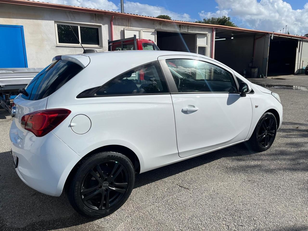 Opel corsa 3P-5 serie - 1.4 gpl 1 full-01/2018