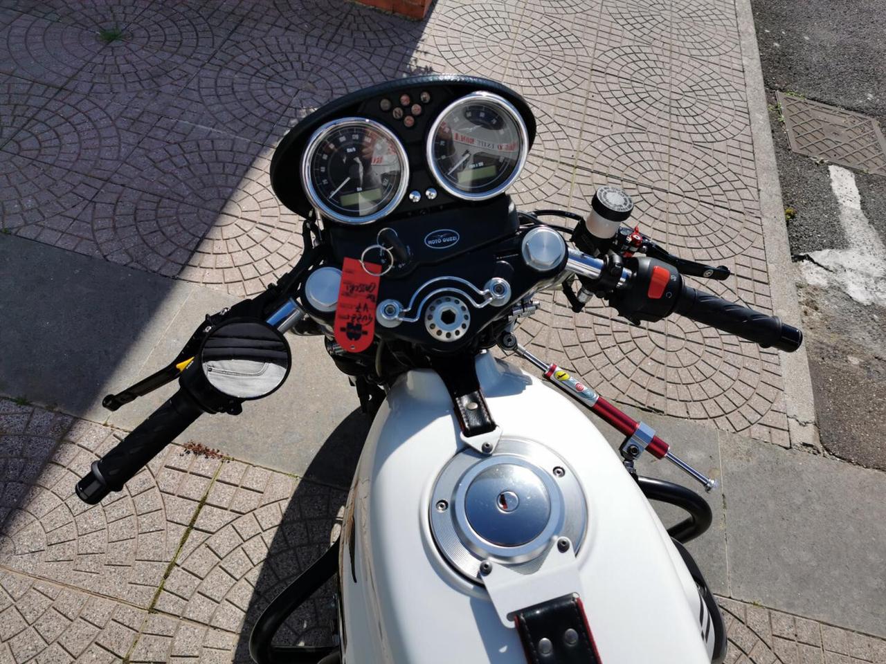 Moto Guzzi V7 CAFè CLASSIC - 2012 - RATE AUTO MOTO SCOOTE