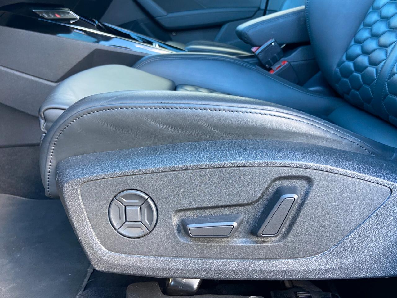 Audi RS3 Sportback 2.5 tfsi quattro s-tronic