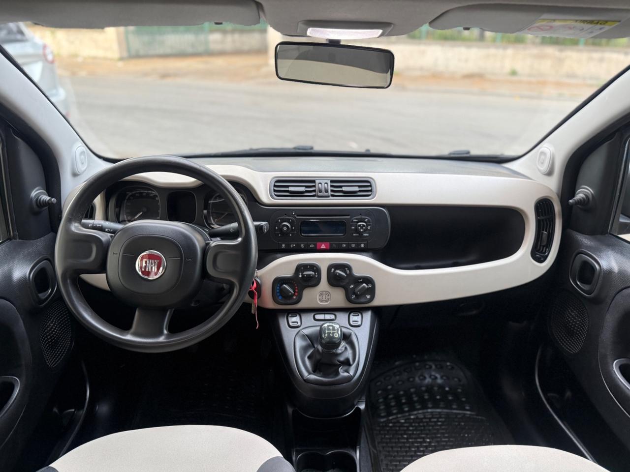 Fiat Panda 1.3 MJT S&S Lounge 75cv