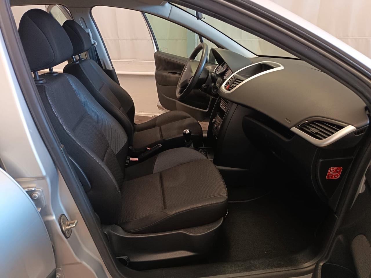 Peugeot 207 1.4 2010 HDI 70CV XS 5P Unicoproprietario Km 149.000 Distribuzione Fatta