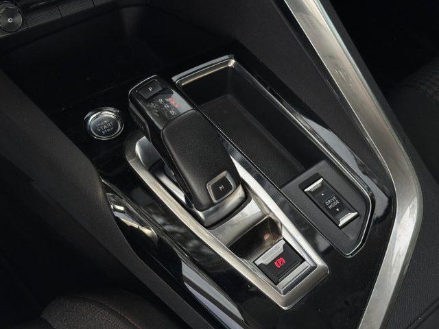 PEUGEOT 3008 BlueHDi 130 S&S EAT8 Active Business
