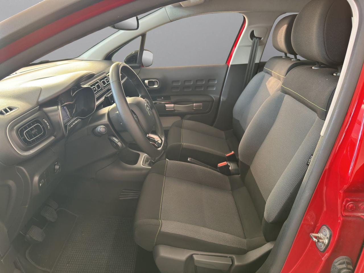 Citroen C3 1.2 puretech Shine Pack s&s 83cv