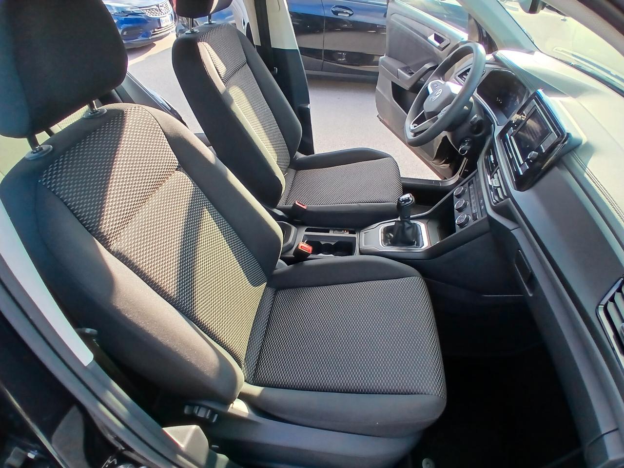 VOLKSWAGEN T-ROC 1.0 TSI 110CV LIFE 2022 BENZINA