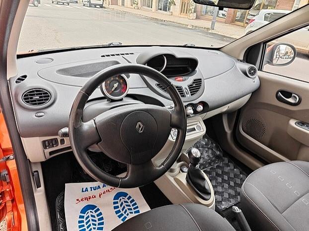 RENAULT Twingo 1.2 8v *FULL OPTIONAL*