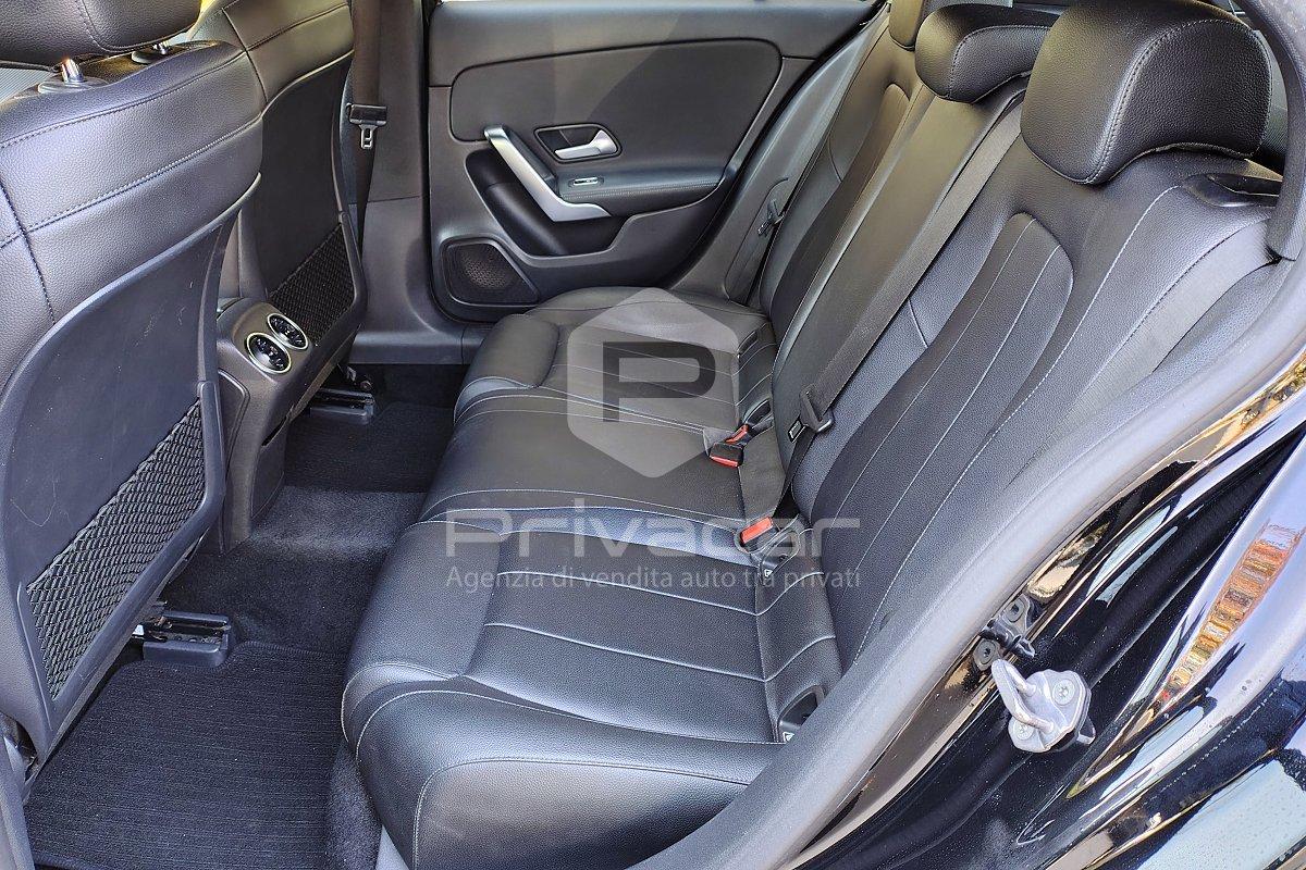 MERCEDES A 180 d Automatic Business