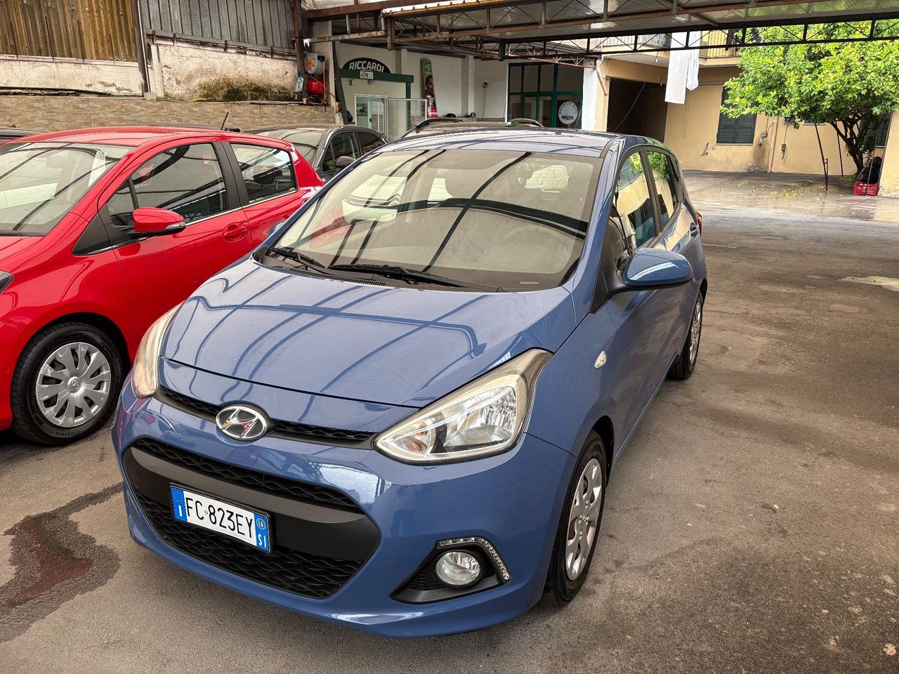 Hyundai i10 1.0 benzina del 2016