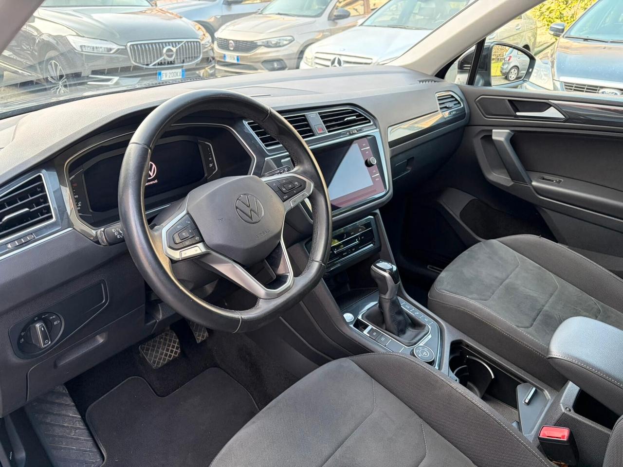 Volkswagen Tiguan 2.0 TDI 150 CV SCR DSG 4MOTION Elegance*EURO6*NAVI
