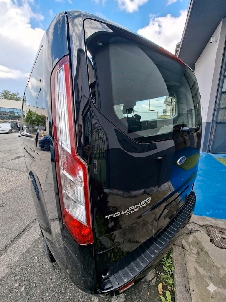 Ford Tourneo Custom 320 2.0 EcoBlue 150CV PC Titanium 77kw - 105cv 9 posti