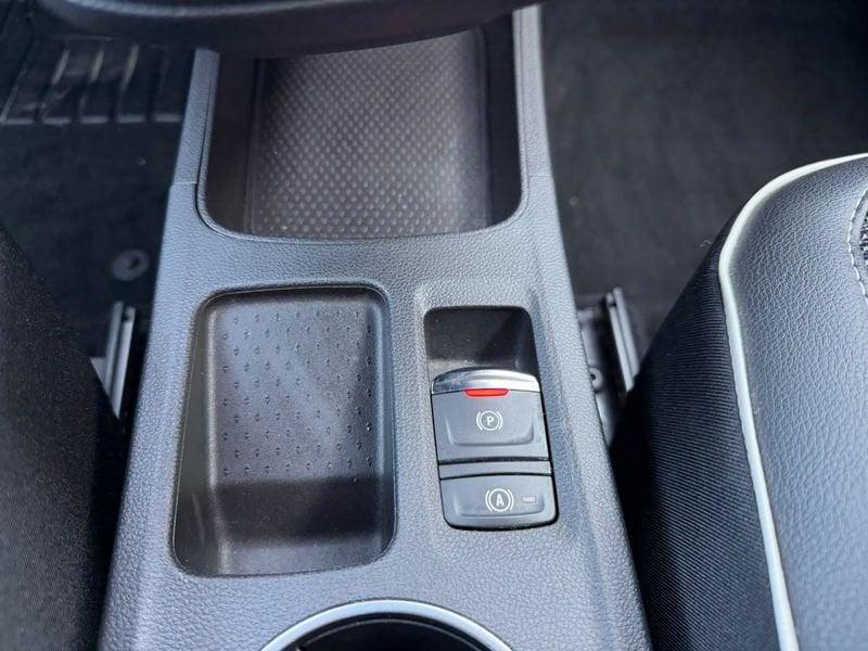 Renault Captur E-Tech plug-in hybrid 1.6 PHEV E-TECH 160cv INTENS