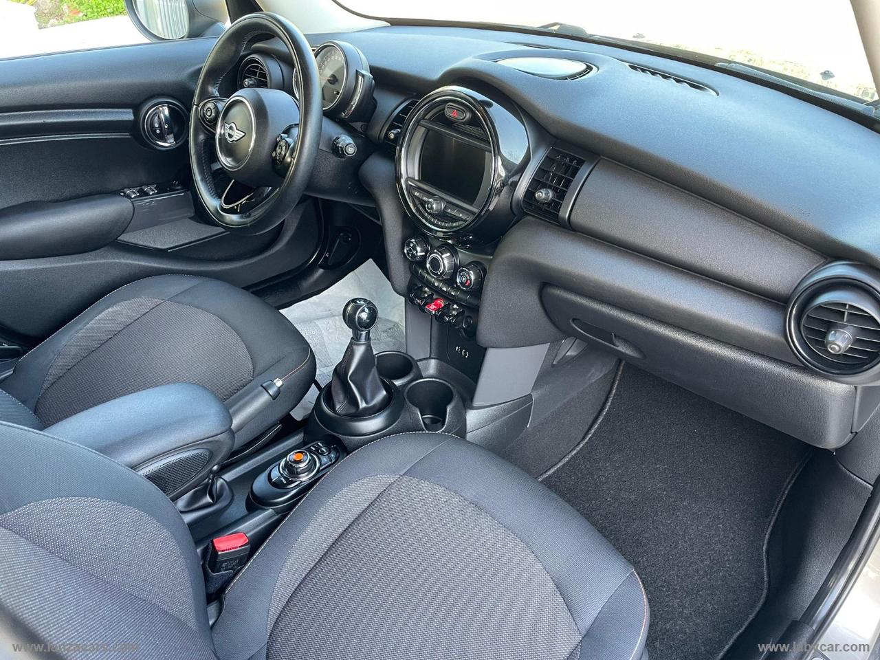 MINI Mini One D 5 porte