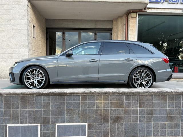 AUDI A4 Avant 40 2.0 TDI quattro S tronic S line edition.