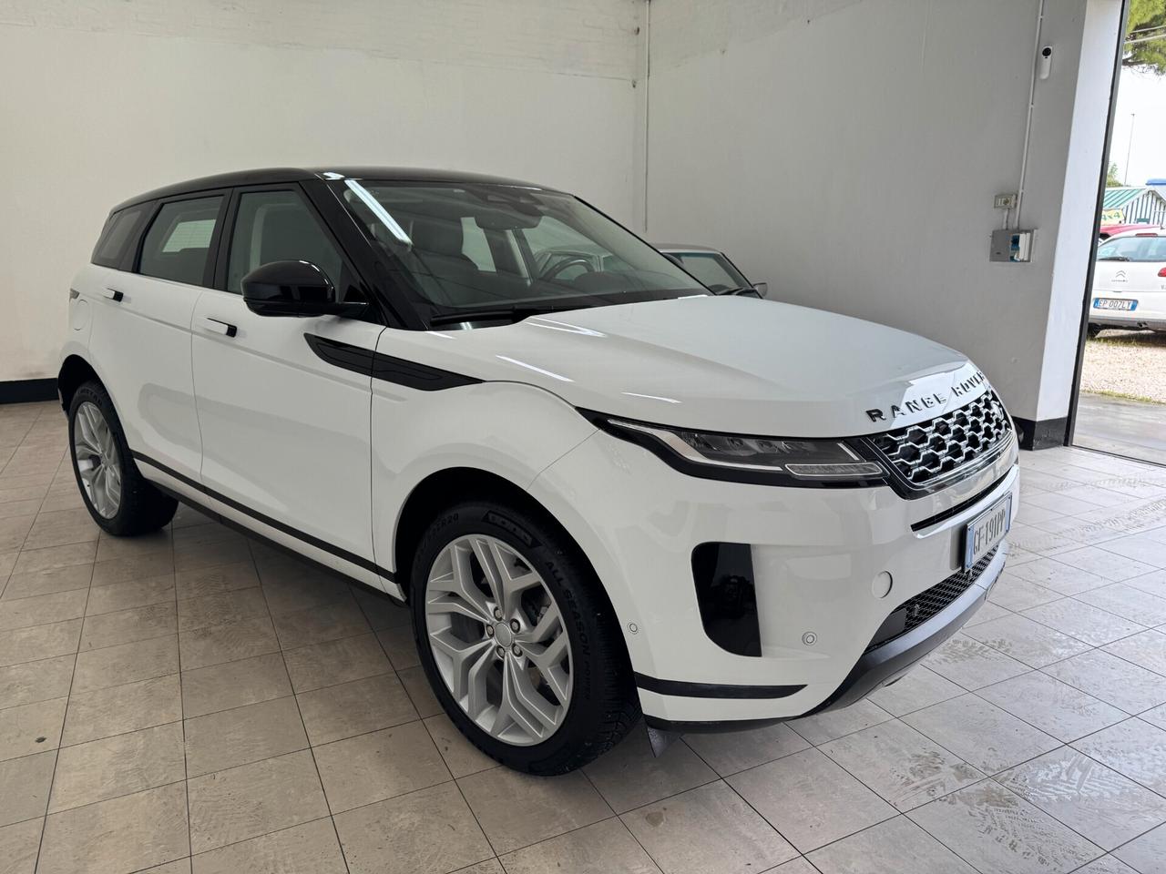 Land Rover Range Rover Evoque 2021 2.0D I4 163 CV AWD Auto R-Dynamic HSE