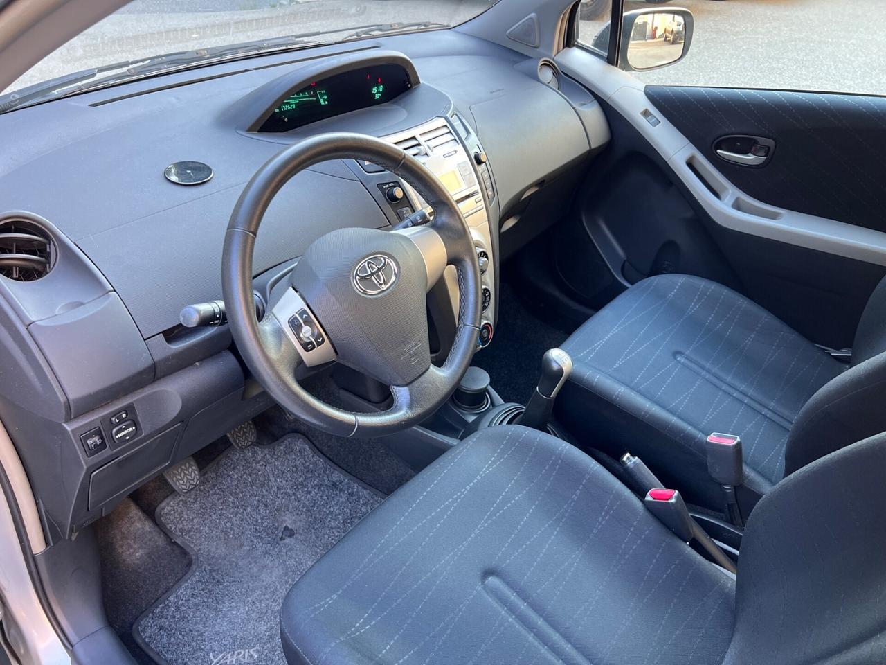 Toyota Yaris 1.3 5 porte Sol