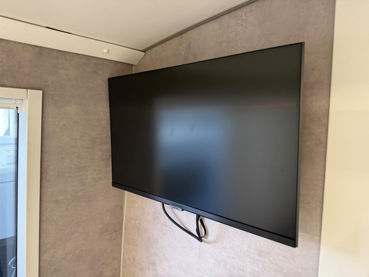 Man Pullman Camperizzato 12 metri 18qli