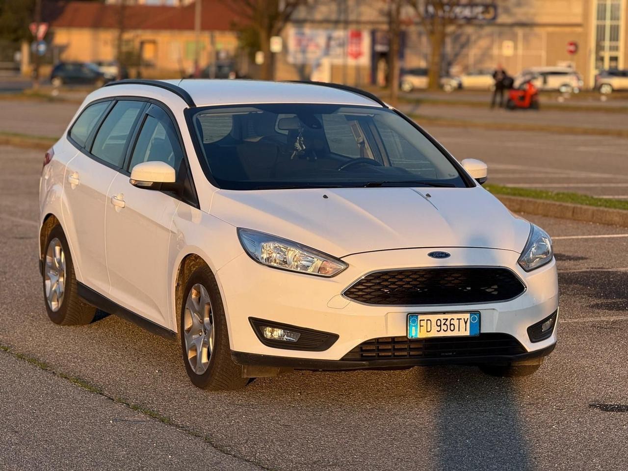 Ford Focus 1.6 120 CV GPL SW Plus