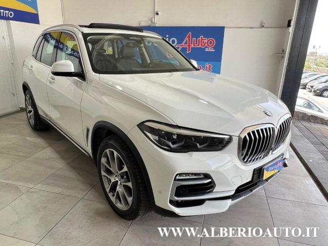 BMW X5 xDrive30d xLine TETTO + PACCHETTO INDIVIDU 12/2018