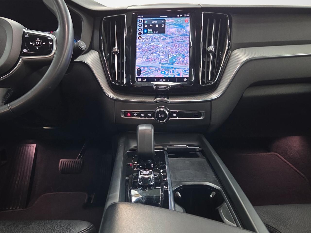 Volvo XC 60 XC60 B4 (d) AWD automatico Plus Dark AUTOCARRO N1