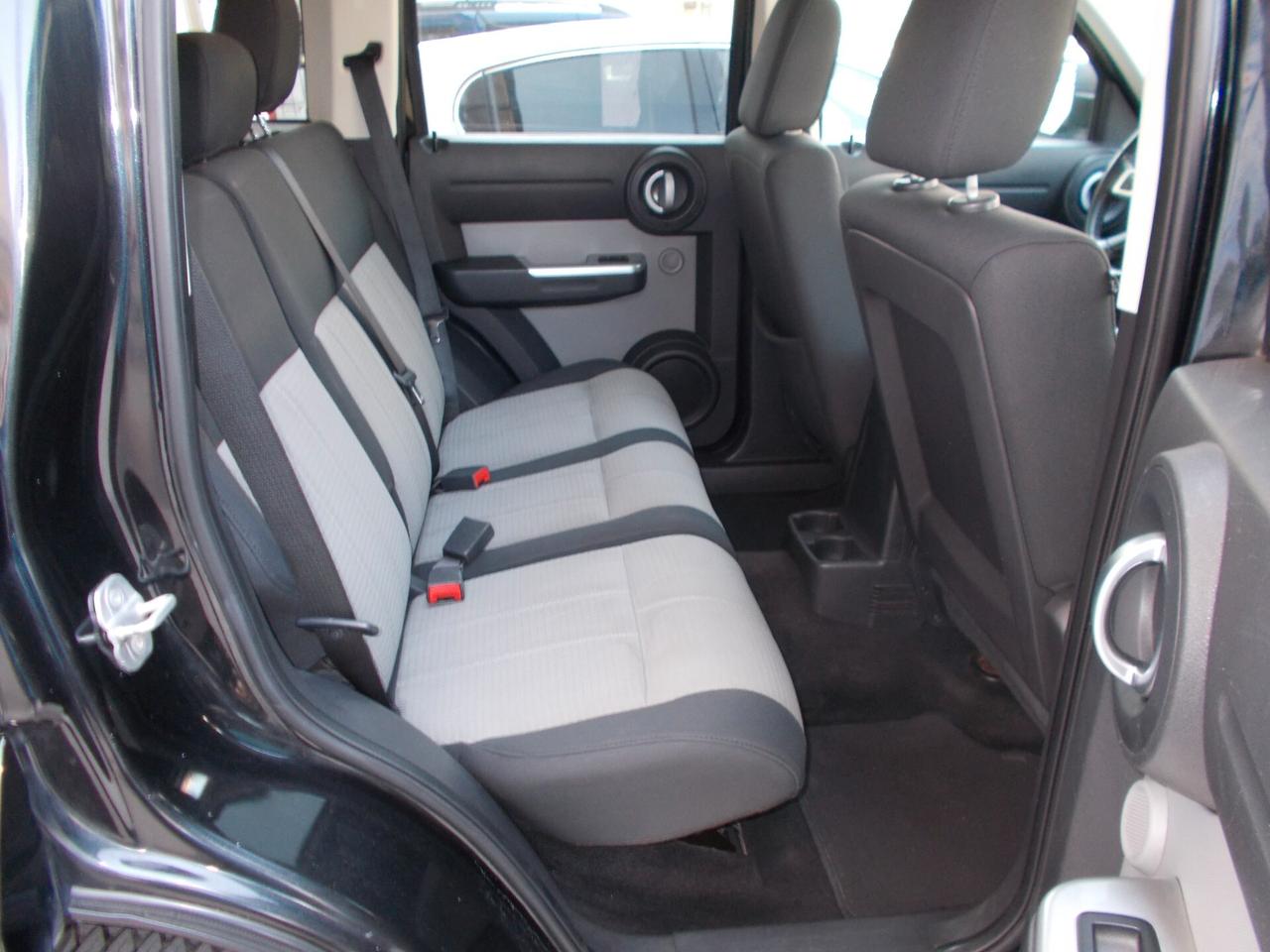 Dodge Nitro 2.8 CRD DPF SE 4WD