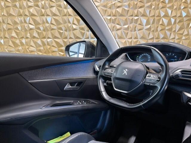 Peugeot 3008 PureTech Turbo 130 Allure