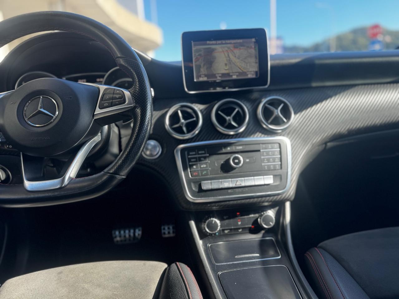 Mercedes-benz A 200 d Automatic 4Matic Premium