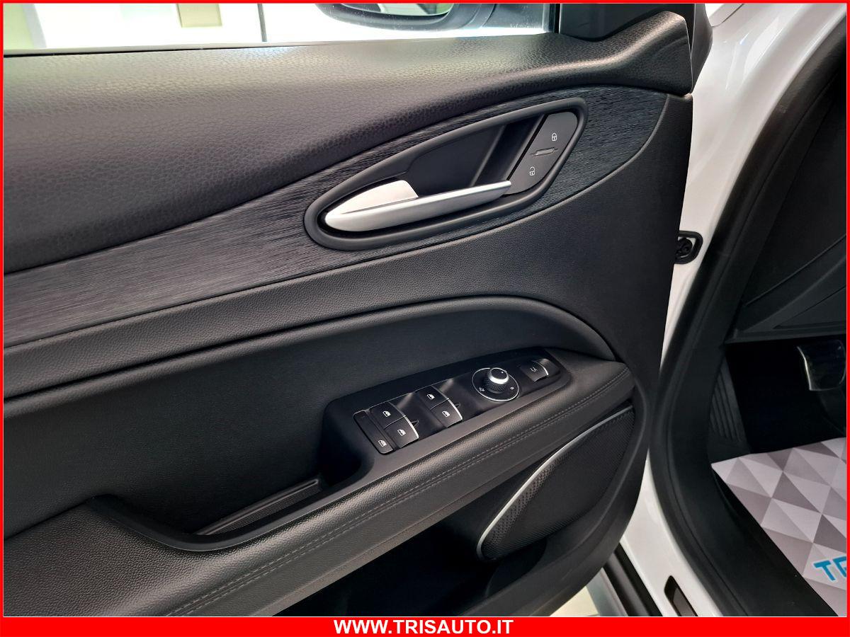 ALFA ROMEO Stelvio 2.2 Td AT8 Super (BIXENO+NAVI)