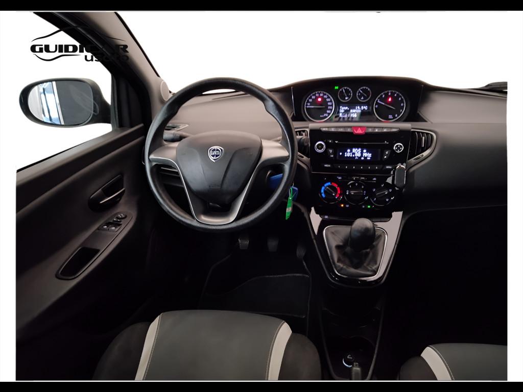 LANCIA Ypsilon III 2011 - Ypsilon 0.9 t.air Silver ecochic metano 8
