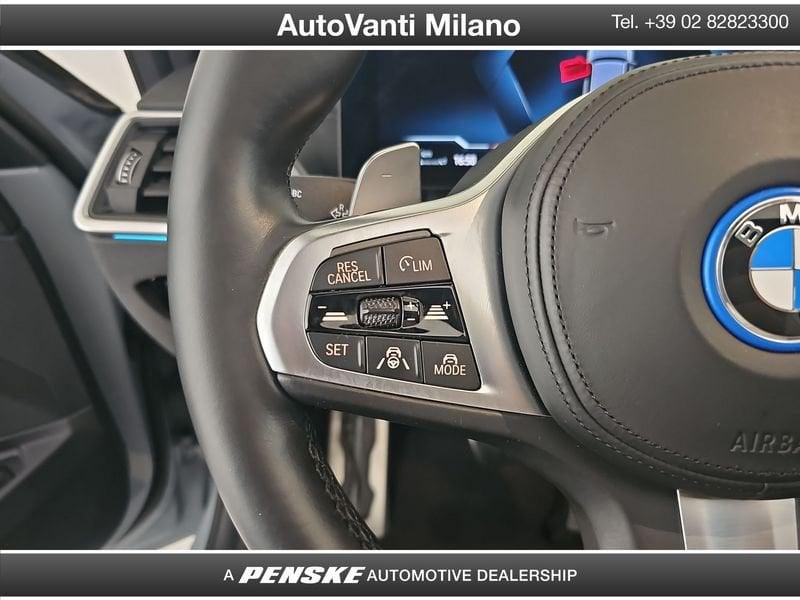 BMW Serie 3 330e xDrive Touring Msport Pro