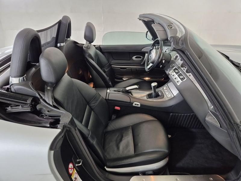 BMW Z8 4.9