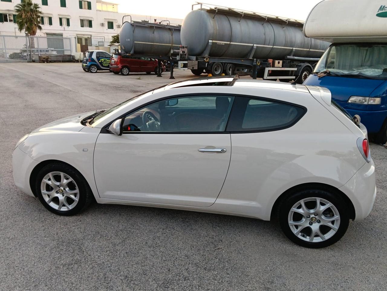 Alfa MiTo 1.3 JTDm-2 Distinctive Sport Pack MOTORE NUOVO