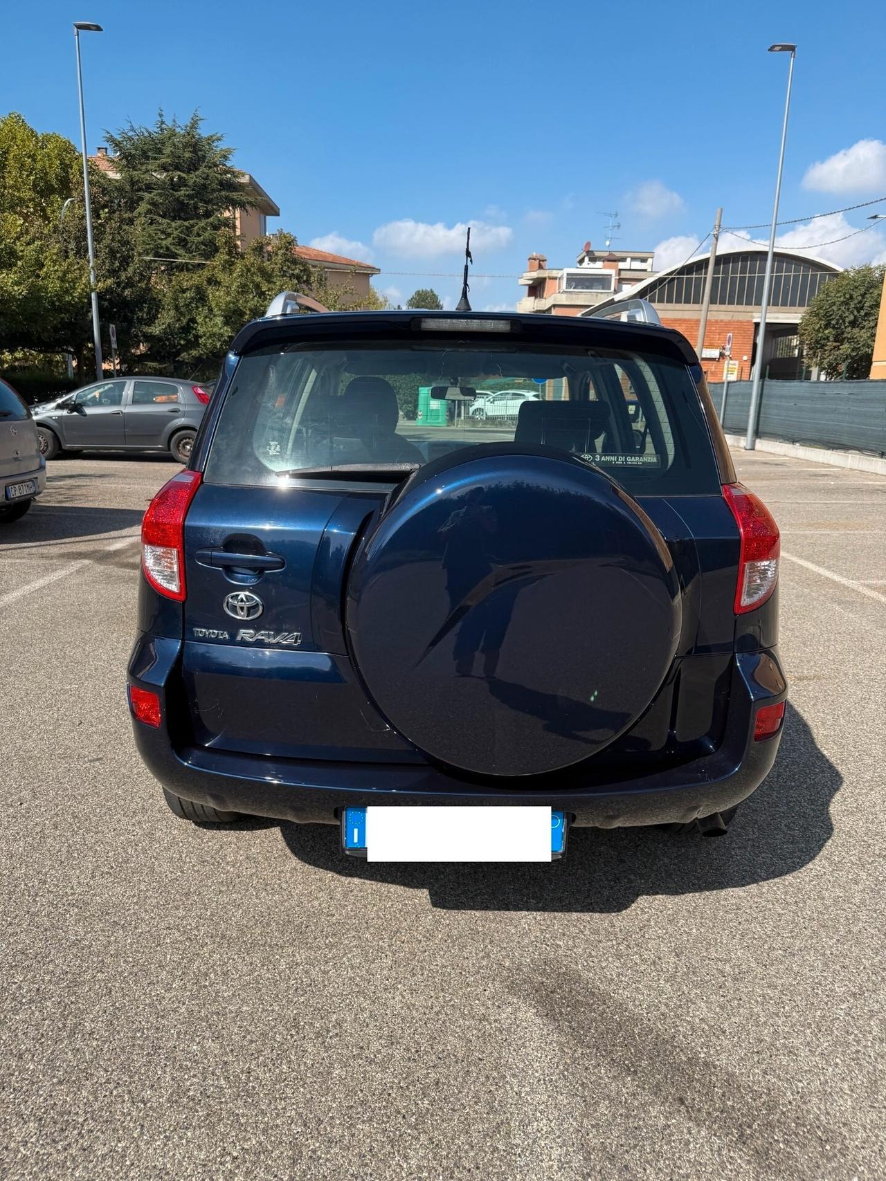 Toyota RAV 4 2.2 d-4d - 4x4 - BUONE CONDIZIONI -