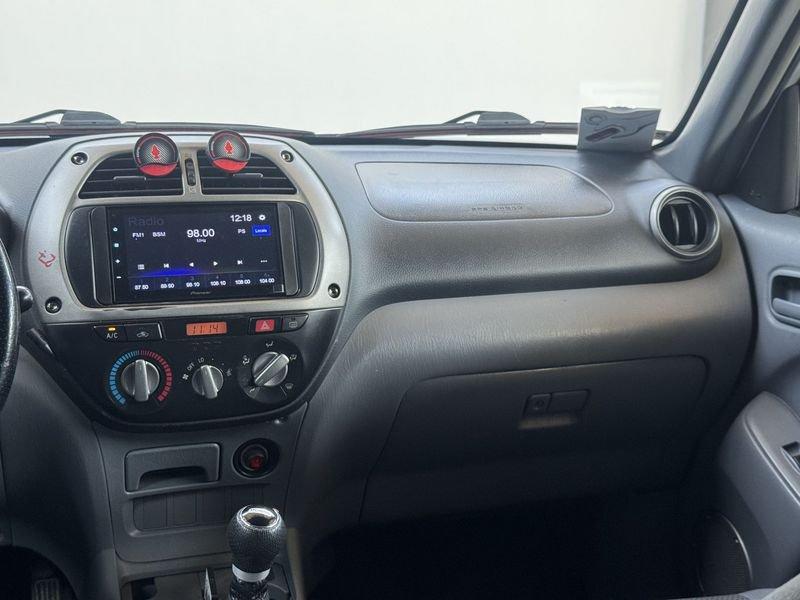 Toyota RAV4 5p 2.0 d-4d 16v ASI KIT RIALZO +4CM LUCI LED PORTAPACCHI