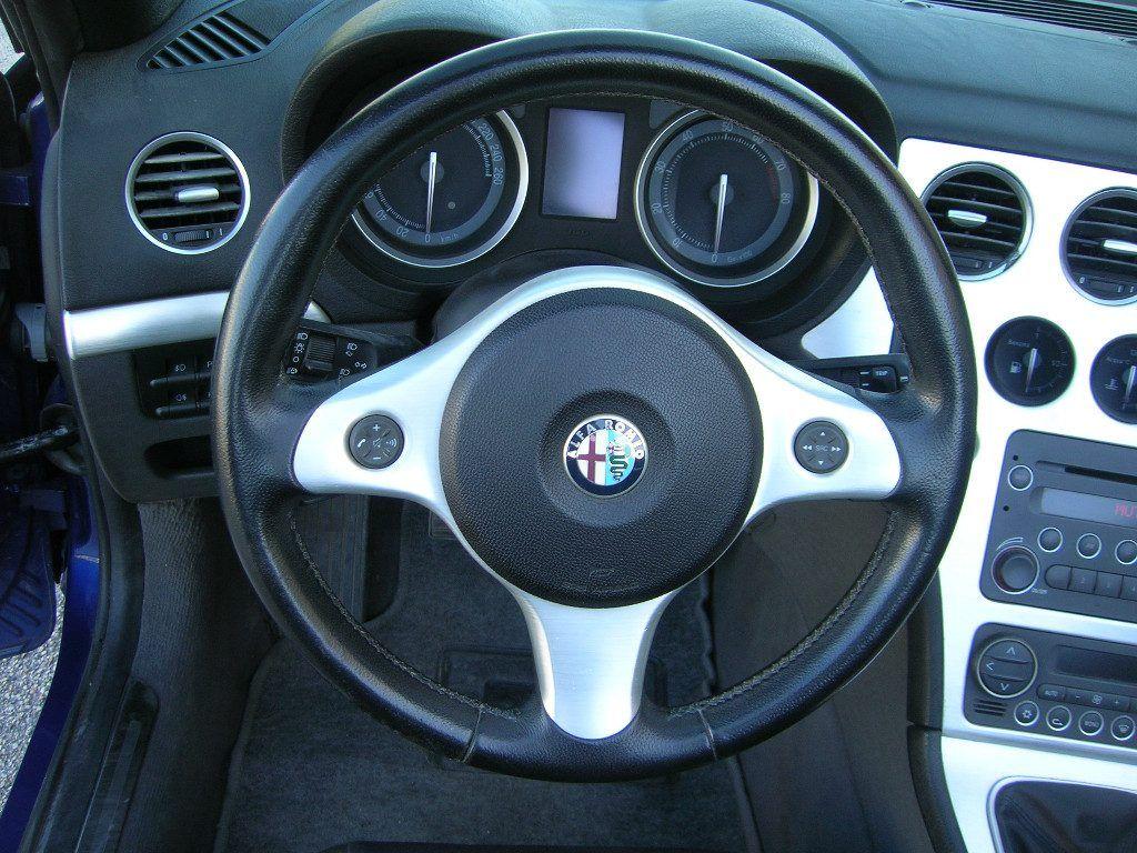 Alfa Romeo Spider 2.2 JTS