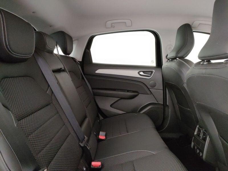 Renault Arkana 1.6 E-Tech full hybrid Intens 145cv