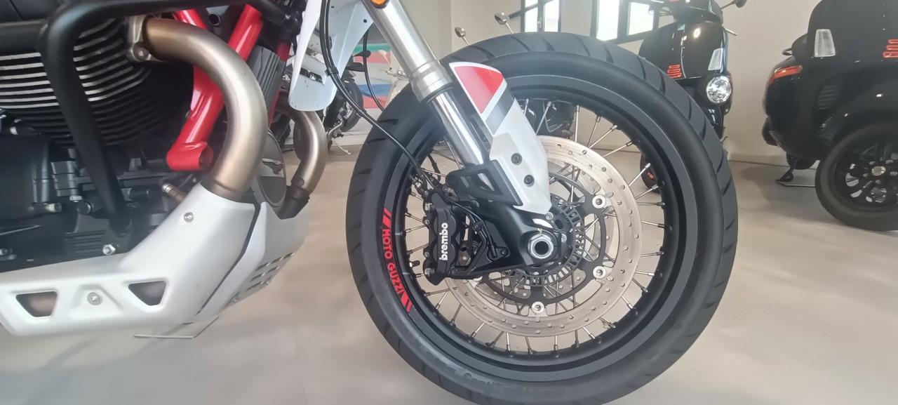 Moto Guzzi V85 TT