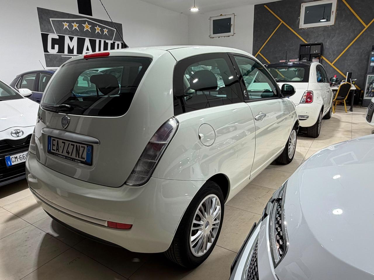 Lancia Ypsilon 1.4 Platino Ecochic GPL