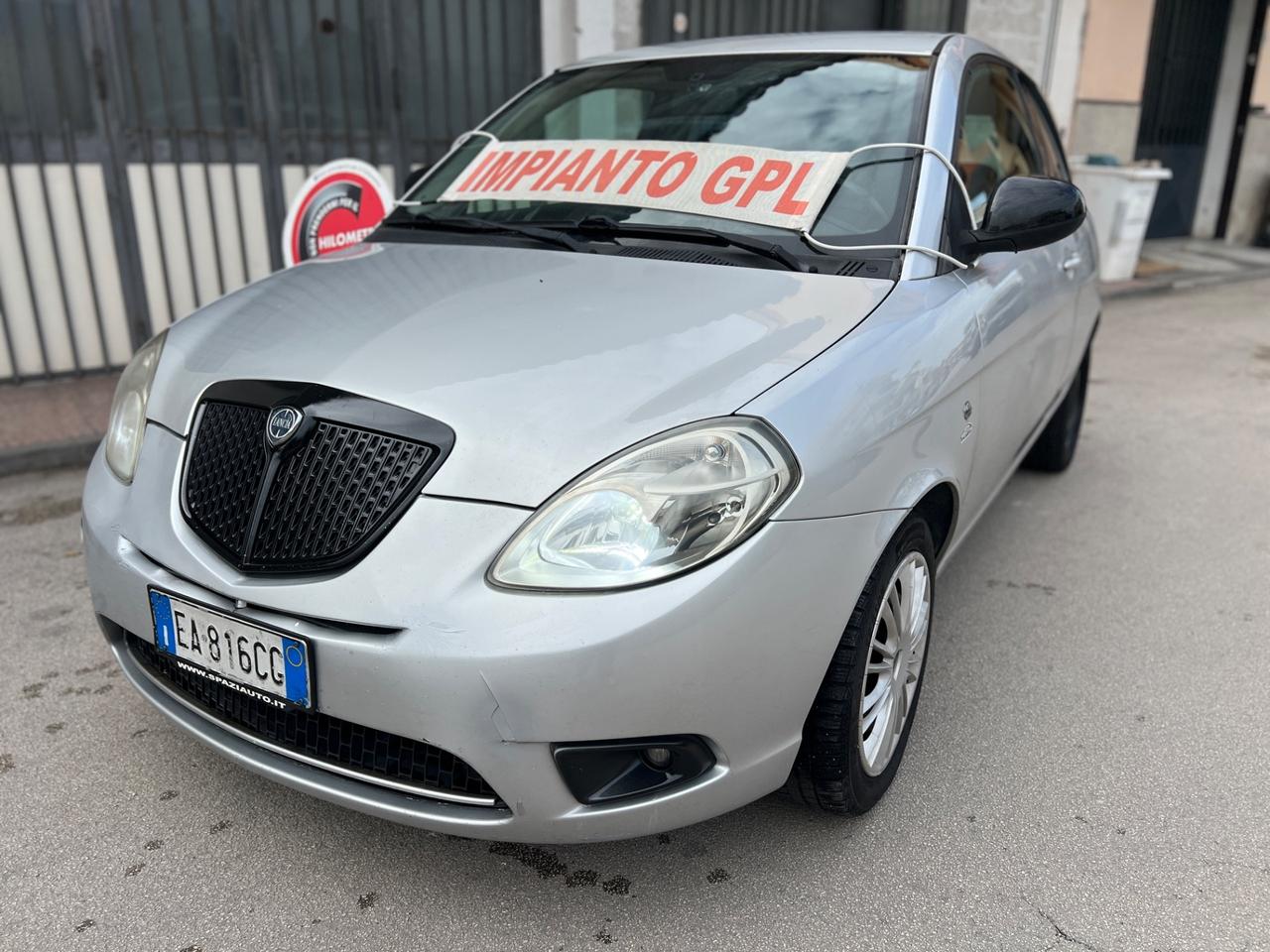 Lancia ypsilon 1.4 benzina/Gpl – 77CV 57 ke Anno 2010