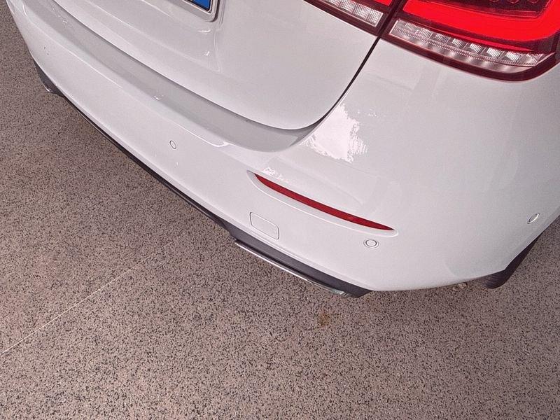 Mercedes-Benz Classe A A 180 d Sport