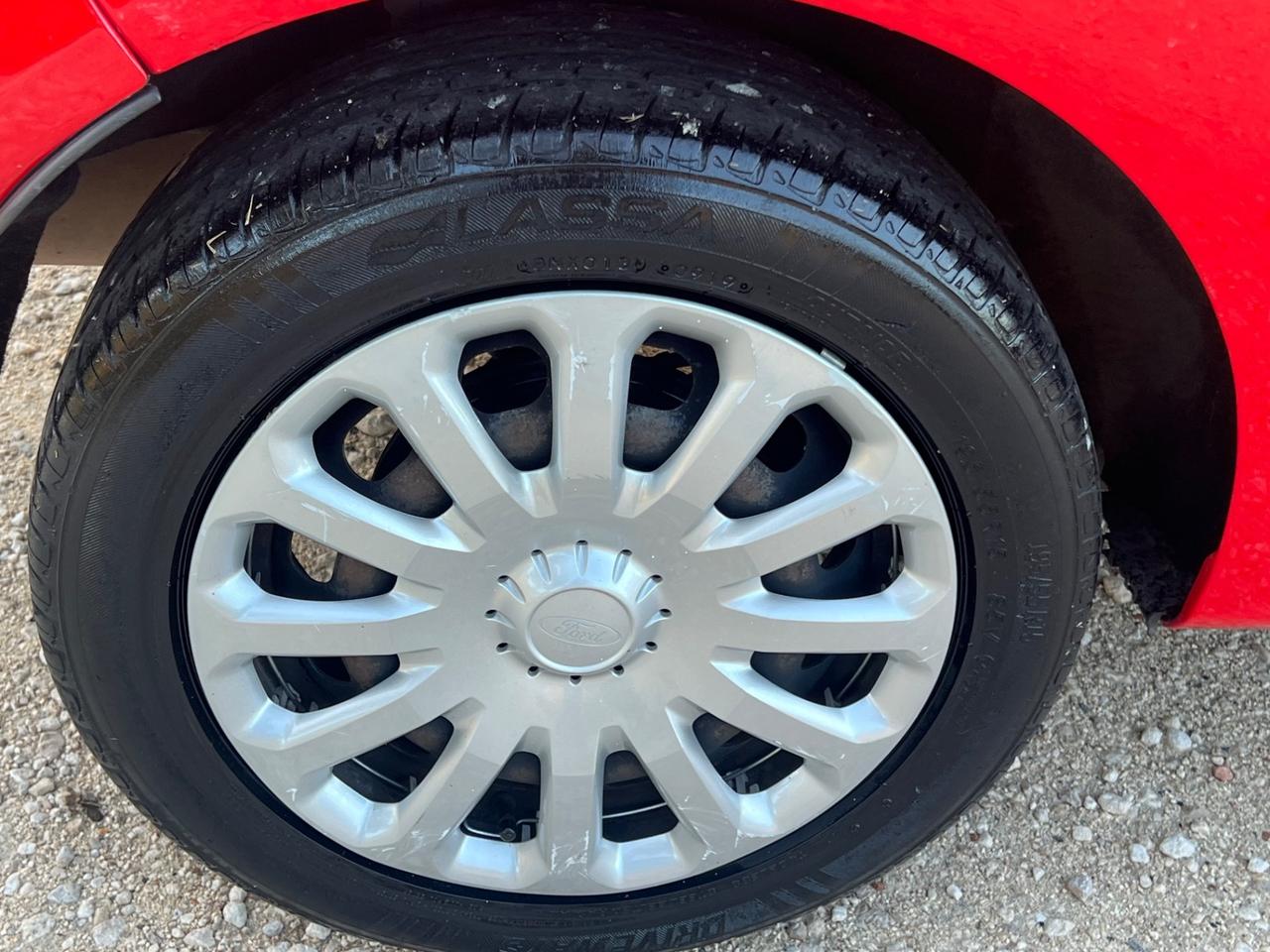 Ford Fiesta 1.4 3p. GPL Titanium NEOPATENTATI PERMUTE RATE GARANZIA