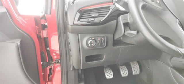 OPEL Corsa 1.2 Coupé b-Color - OK NEOPATENTATI