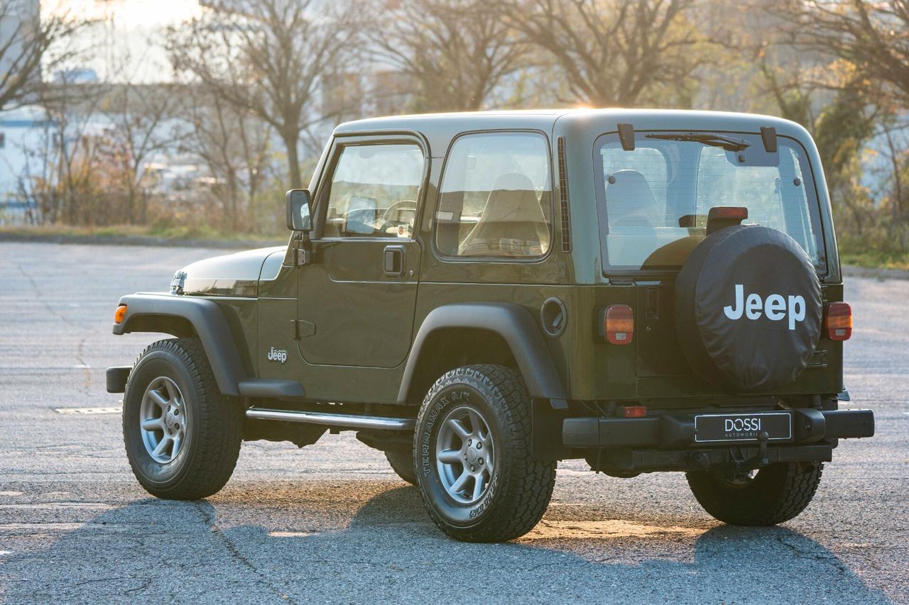 Jeep Wrangler 2.5 cat Soft top (EU)