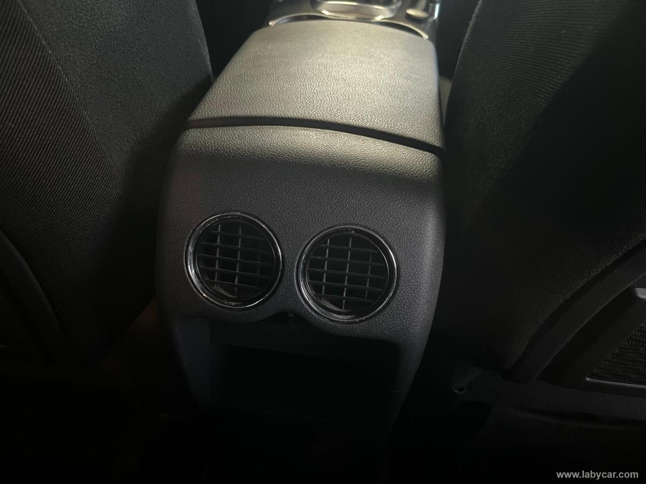 PEUGEOT 3008 1.6 HDi 110 CV ca. robot. Premium C.AUTOMATICO