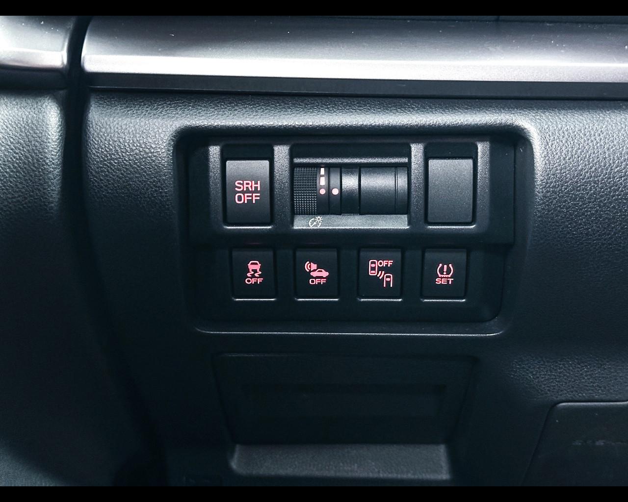 SUBARU XV 2.0i e-Boxer MHEV Lineartronic Style Navi