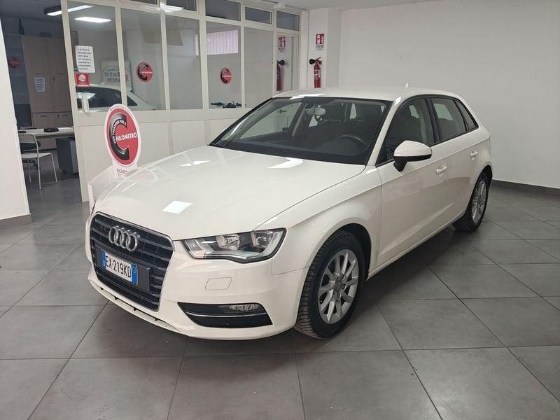 Audi A3 1.6 TDI CR S tronic Attraction S.Back LEGGI