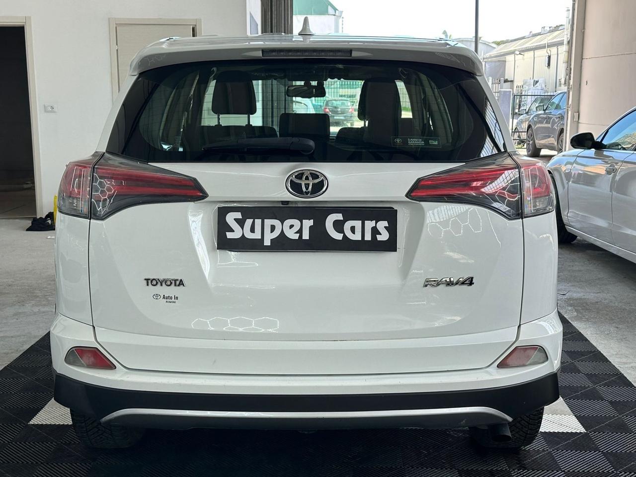 Toyota RAV 4 RAV4 2.0 D-4D 2WD Active